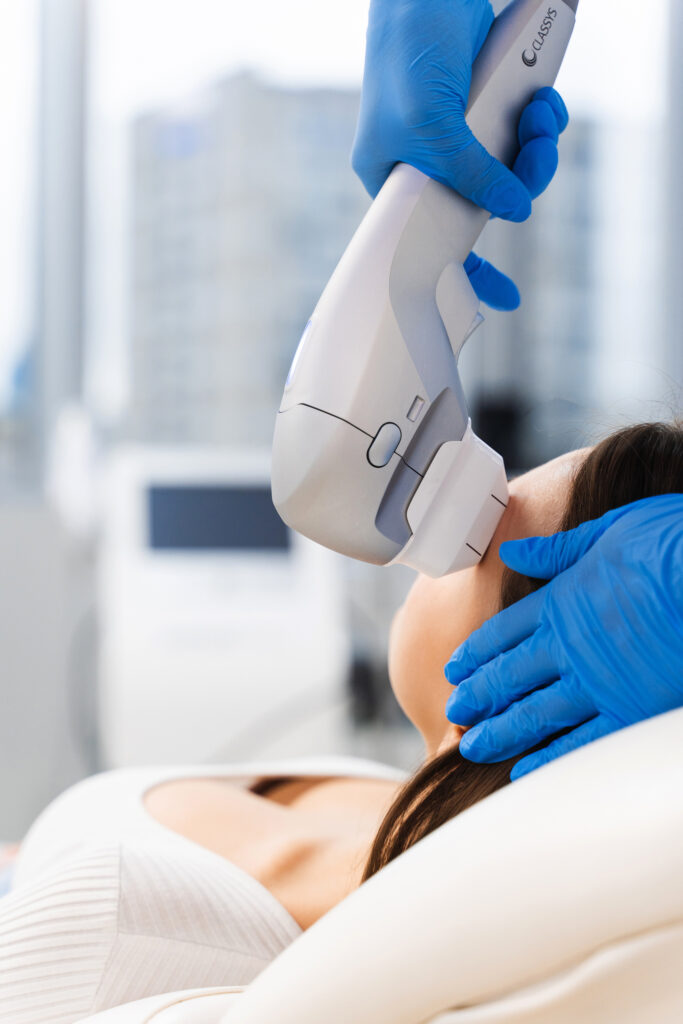 Ultraformer III helps lift, firm, and contour areas such as the face, neck, jawline, and décolletage.